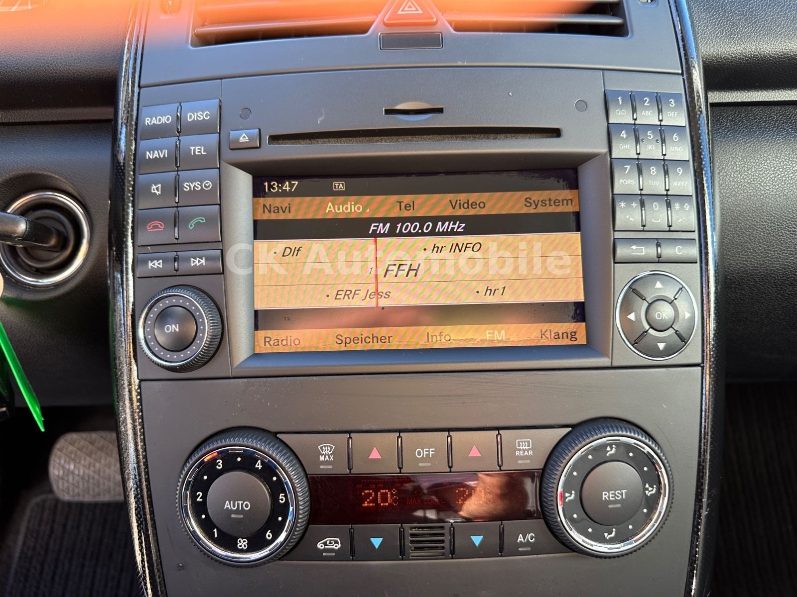 Fahrzeugabbildung Mercedes-Benz A 200 Avantgarde Special Edition/Automatik/Navi