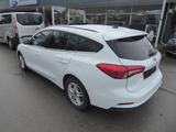 Ford Focus Turnier Cool & Connect - Ford Focus mit Halbautomatikschaltung