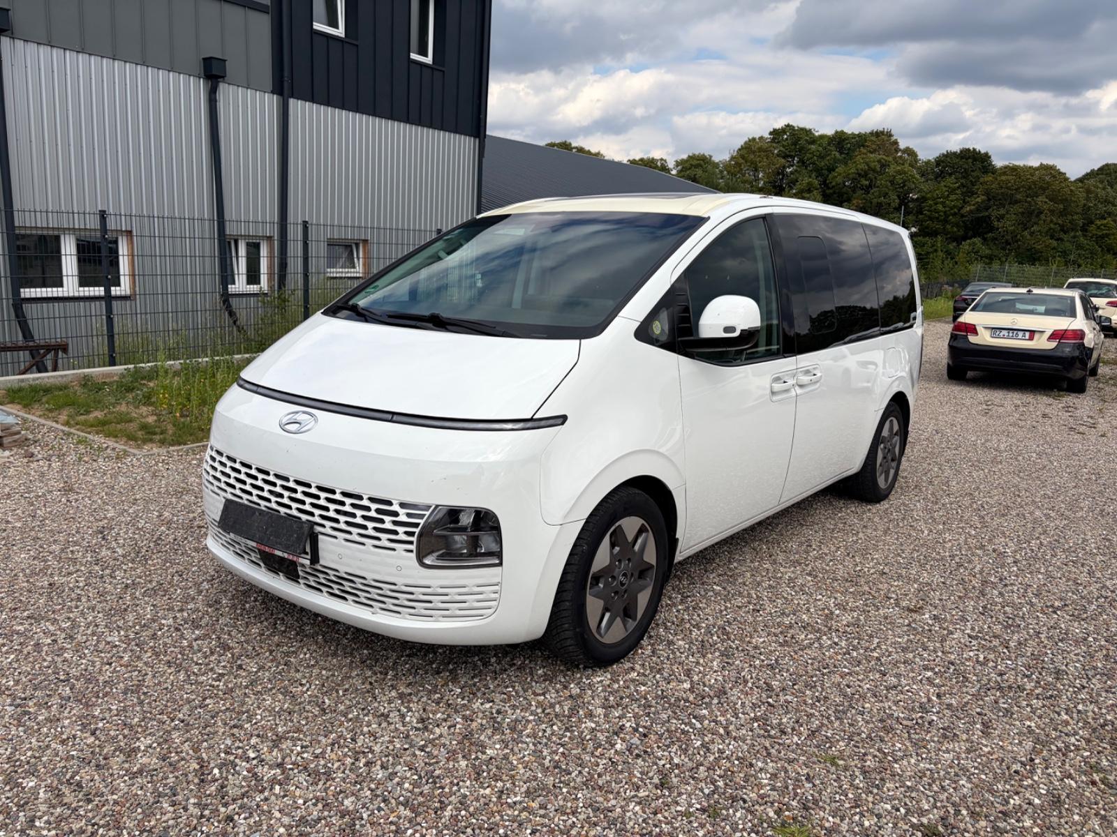 Hyundai STARIA 2.2 Prime 9-Sitzer Automatik 2WD