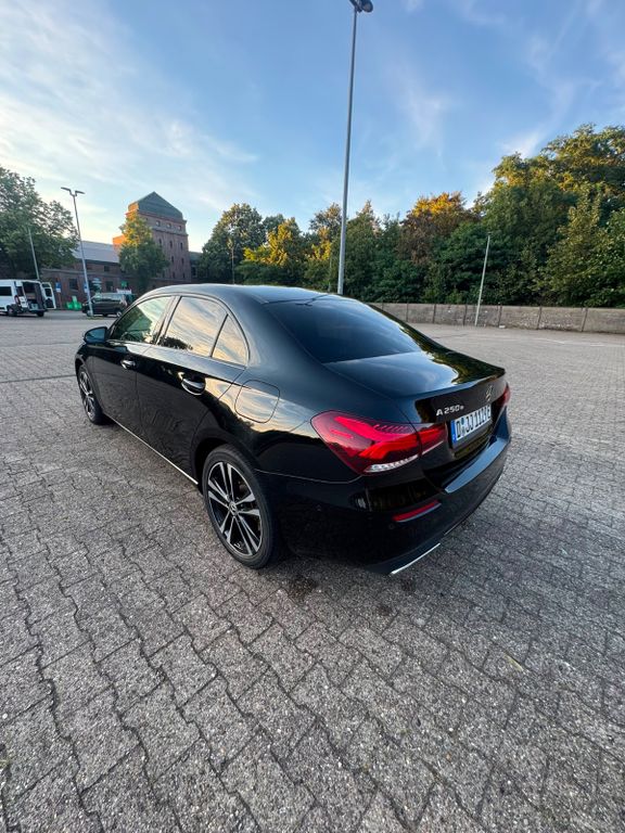 Image of Mercedes-Benz A 250
