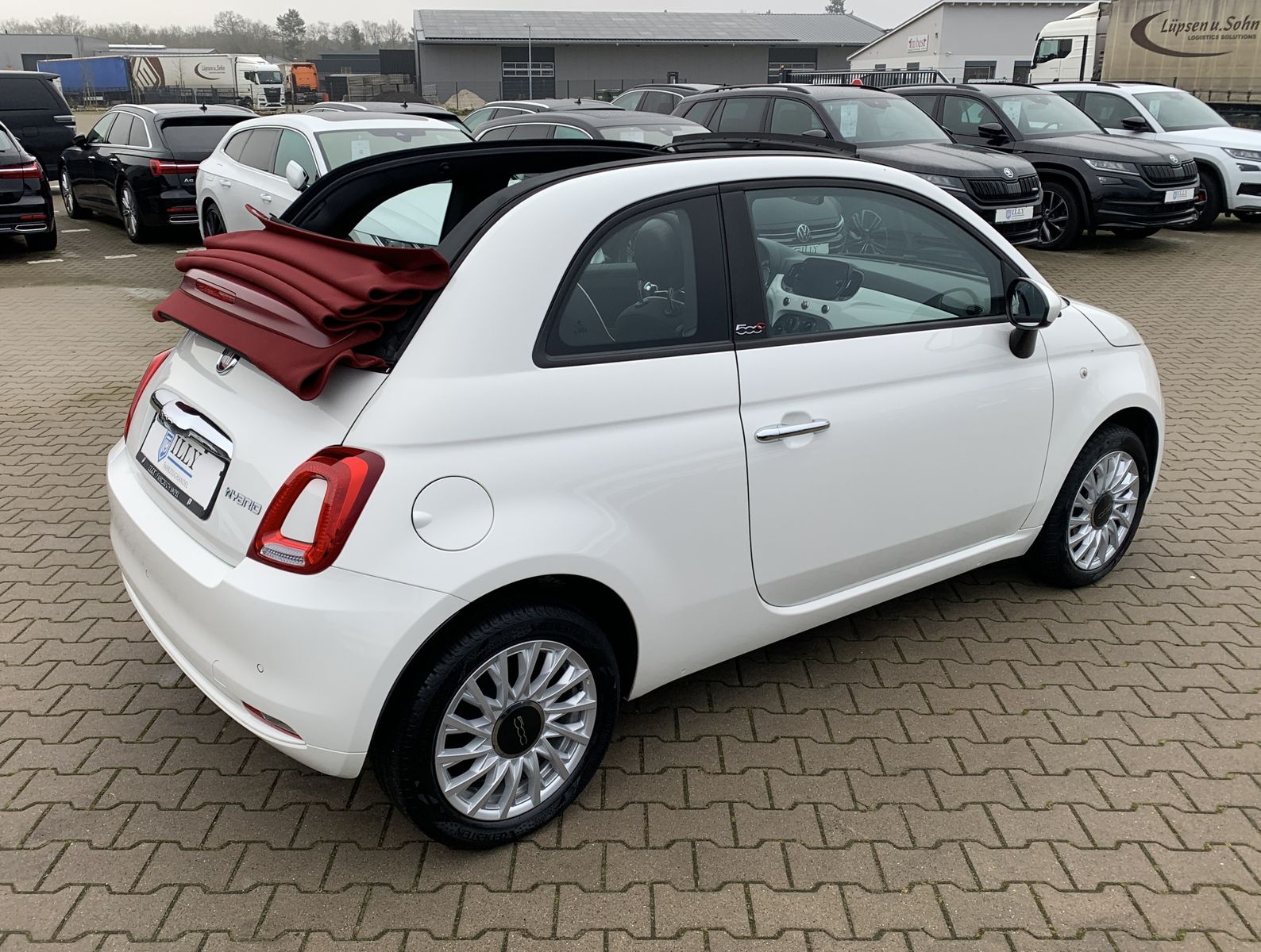 Fahrzeugabbildung Fiat 500C 1.2 Lounge*Klima*Temp*PDC*CarPlay*