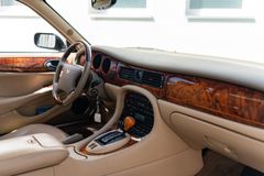 Fahrzeugabbildung Jaguar Daimler 4.0 Super V8 *LWB / Sherwood / MwSt.*