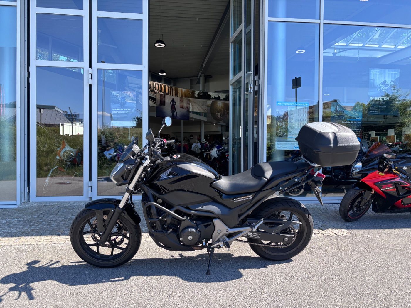 Fahrzeugabbildung Honda NC 750 S ABS, Topcase, Sturzbügel, gepflegt,