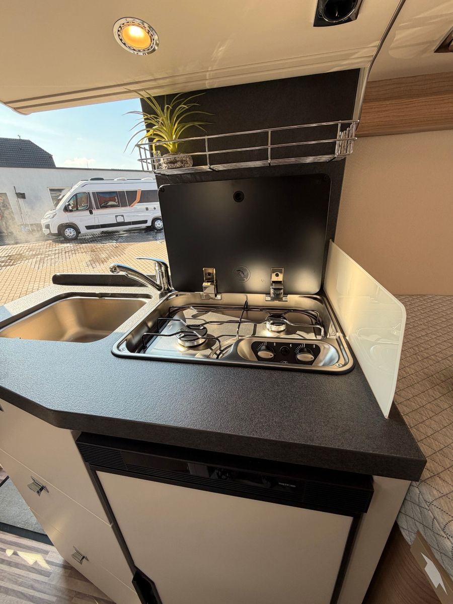Fahrzeugabbildung Malibu Van compact 600 LE