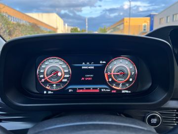 Hyundai i20 - 11