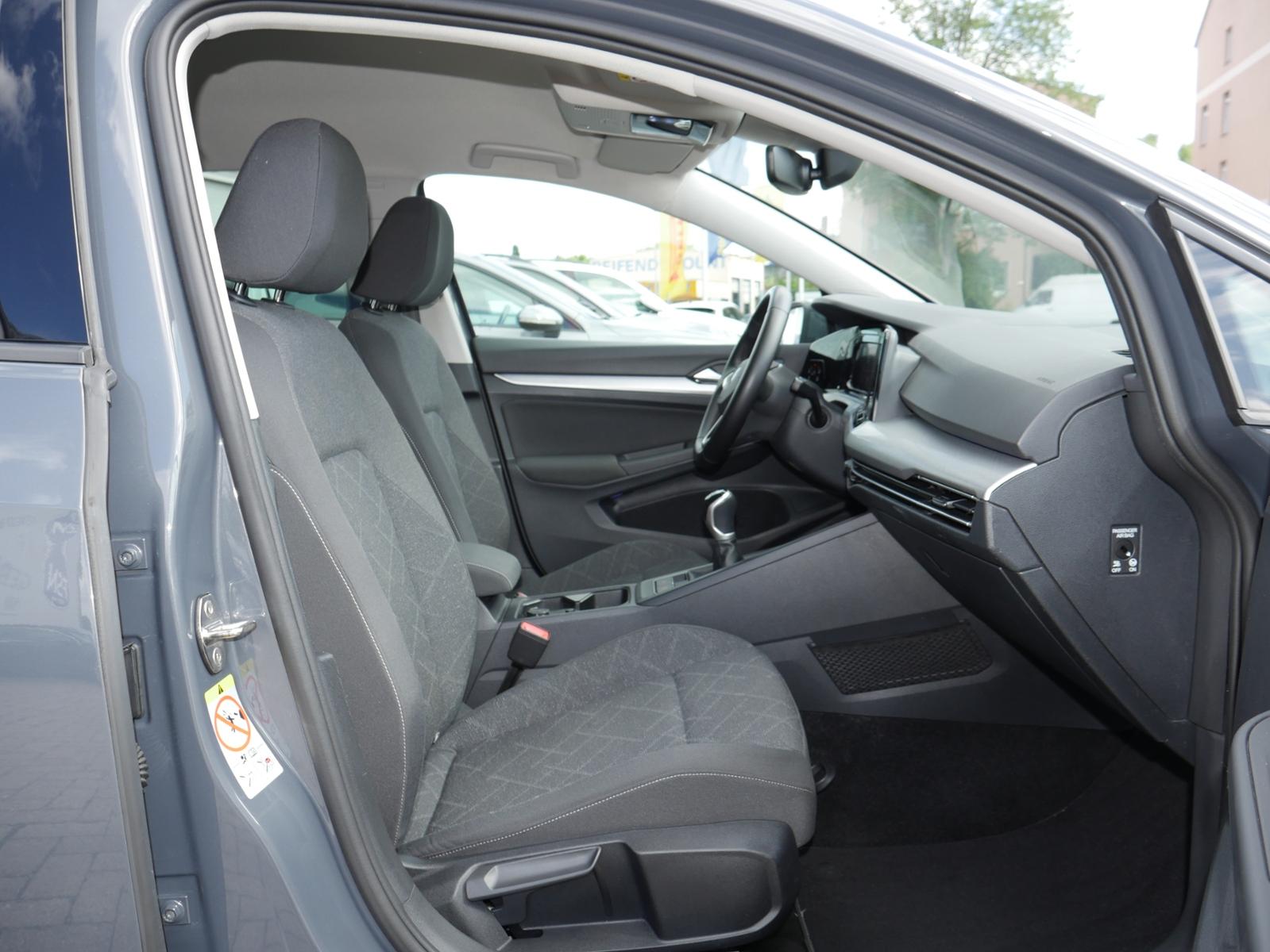 Volkswagen Golf VIII 1.0 TSI Life NAVI ACC SITZHZG LED MFL, миниатюра 4