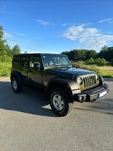 Jeep Wrangler Unlimited Sport 2.8 CRD Sport