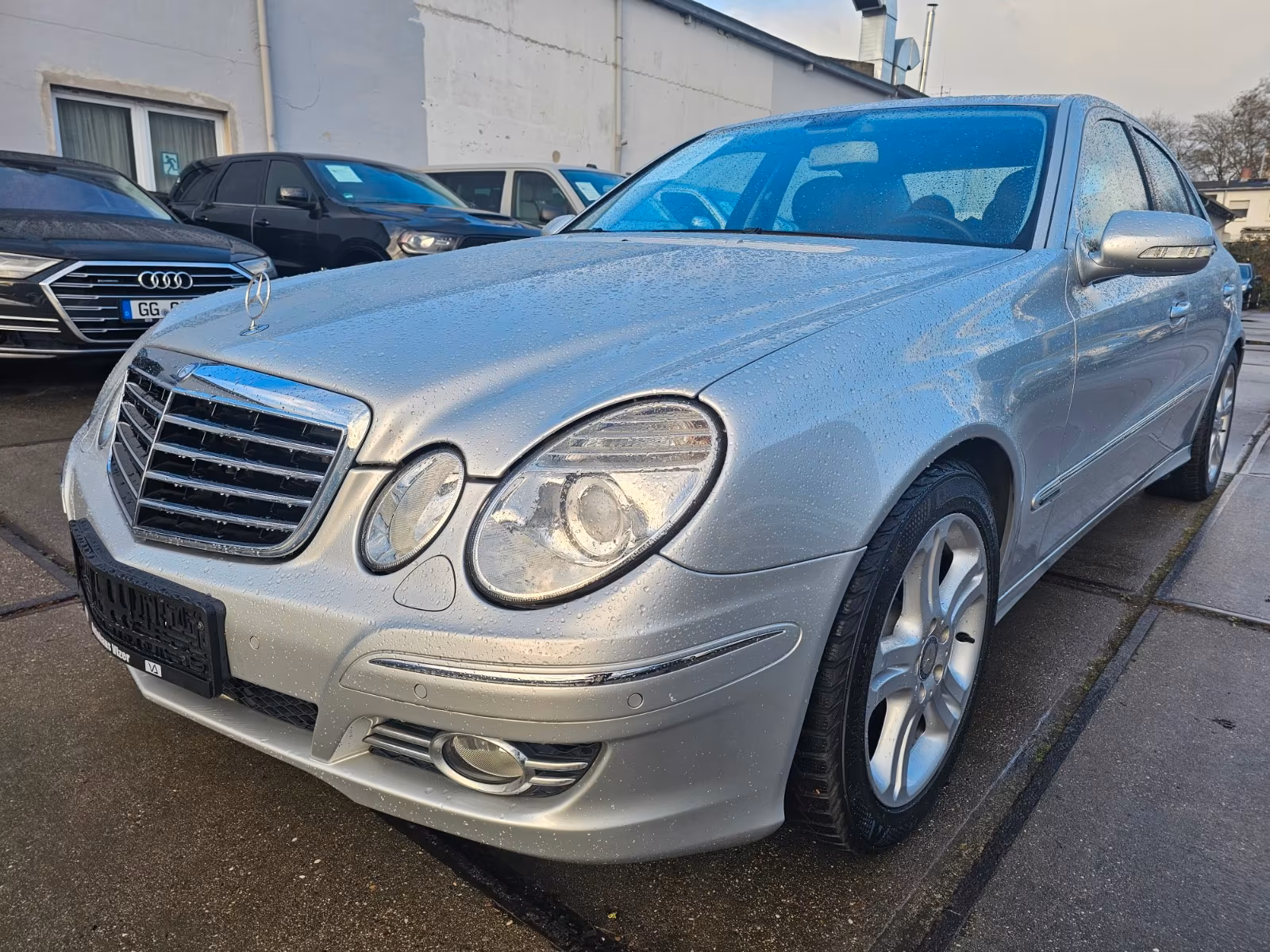 Mercedes-Benz E 280 CDI, Avantgarde, Aut., Leder, TÜV NEU