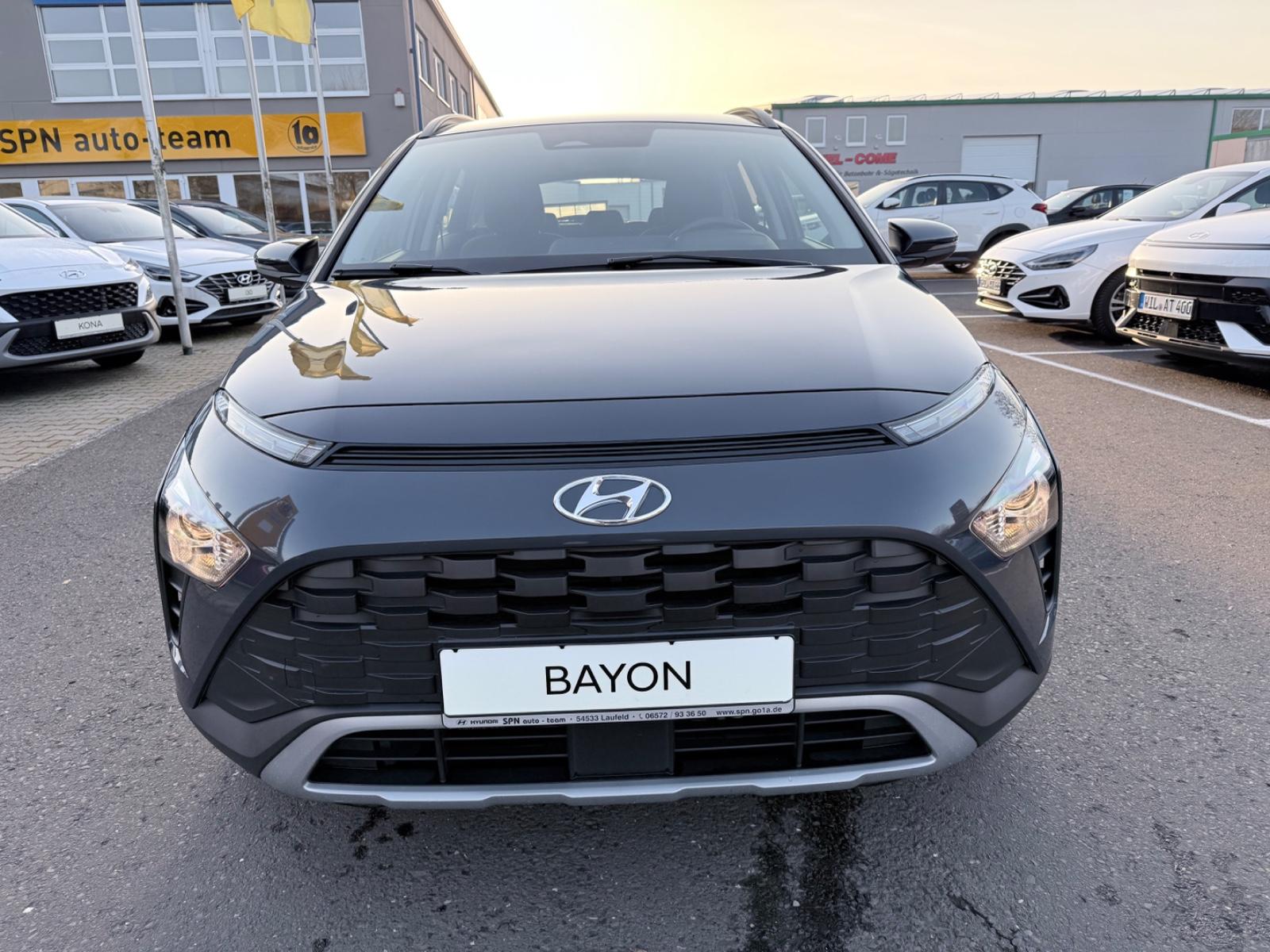 Hyundai BAYON Select 2WD 16"/SHZ/LENKRADHEIZUNG/PDC