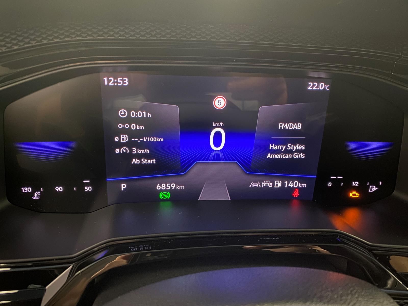 Fahrzeugabbildung Volkswagen Taigo 1.5 TSI ACT Life APP+MATRIX+ALLWETTER+RFK+