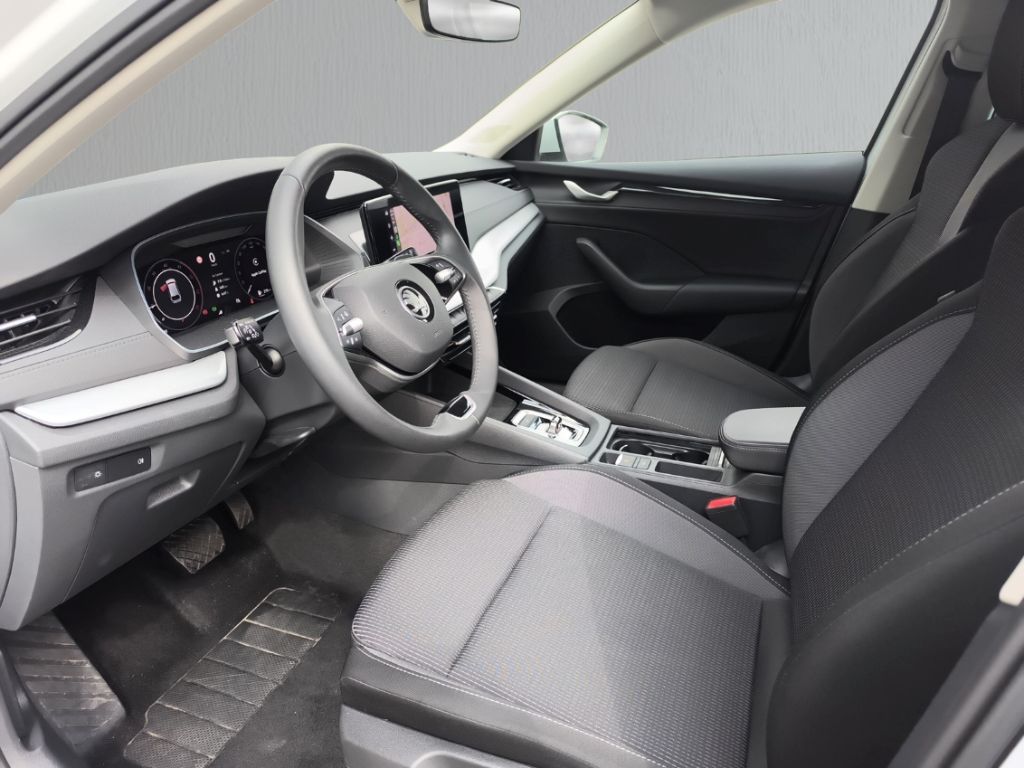 Skoda Octavia Combi TDI DSG Selection SHZ LHZ PDC RKam foto 6