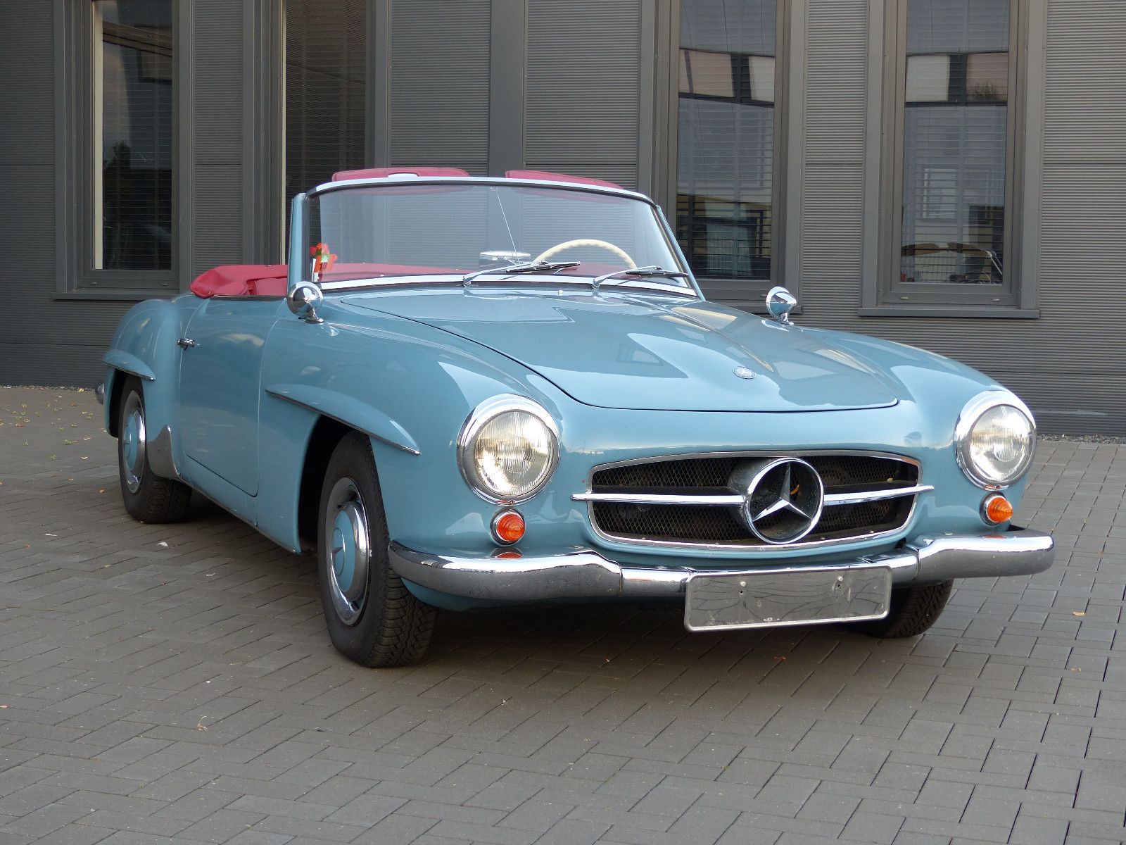 Fahrzeugabbildung Mercedes-Benz 190 SL