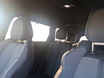 Peugeot 5008 Allure Pack 1.2 136 Kam.+KeyLess+LED+Navi