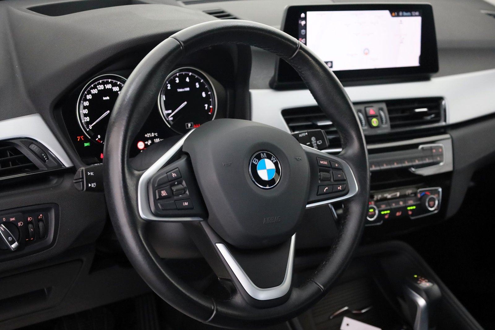 Fahrzeugabbildung BMW X1 xDrive25e Advantage,Leder,Navi,LED,Kamera,HUD