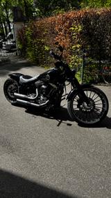 Harley-Davidson FXSB Breakout Softail 5HD1 - HARLEY-DAVIDSON SOFTAIL BREAKOUT FXSB