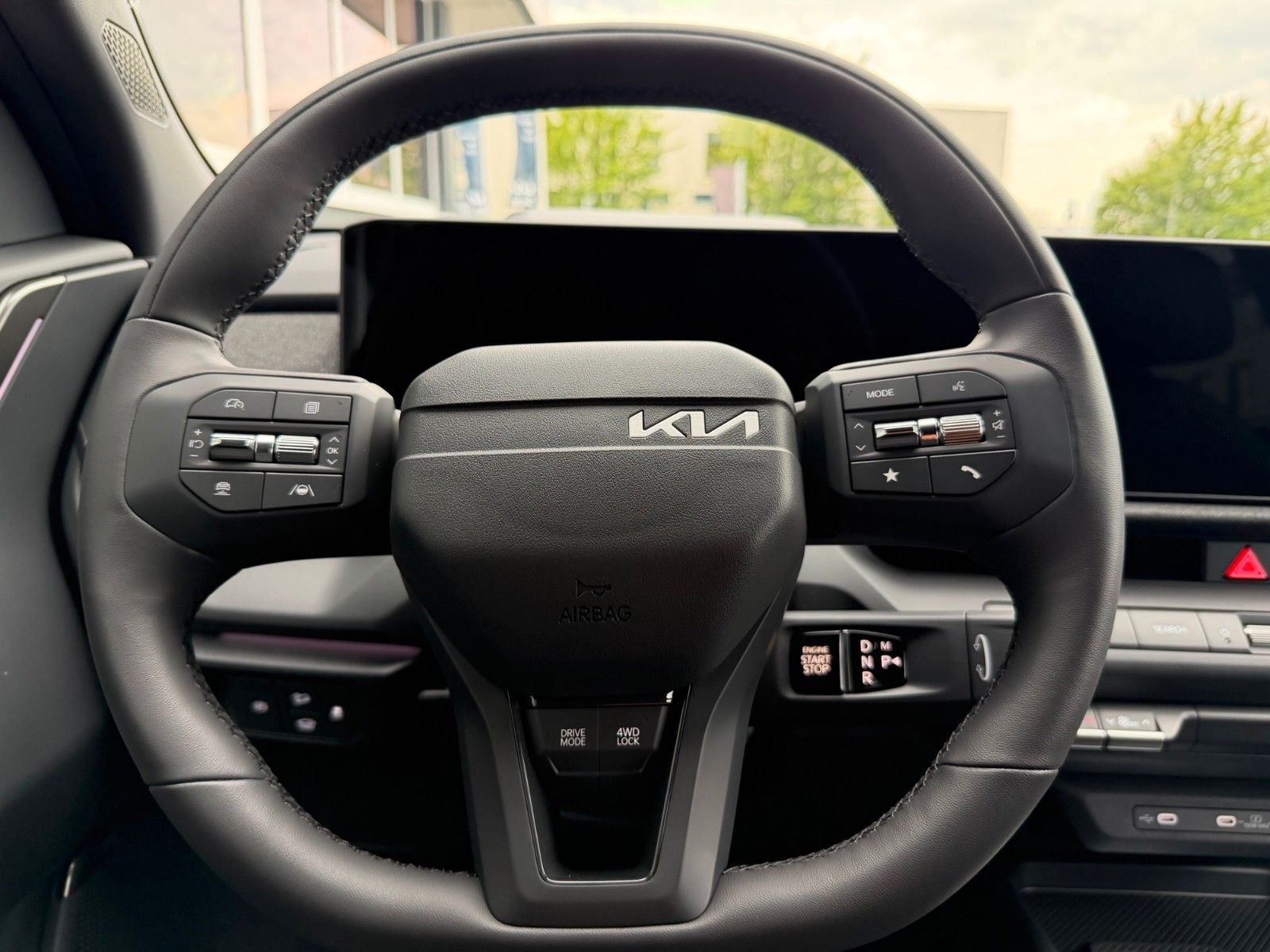 Fahrzeugabbildung Kia Seltos 1.6T 180 AWD DCT X-LINE STD