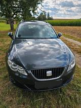 Seat Exeo guter Zustand - Seat Exeo mit Benzin-Antrieb: Kombi