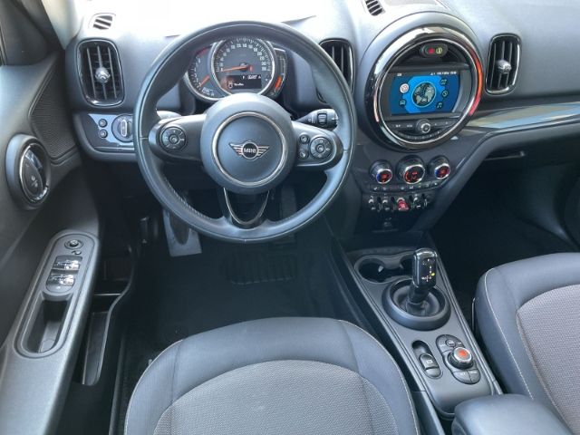 Fahrzeugabbildung MINI Cooper Countryman Autom.Einparkhilfe, Sitzheizun
