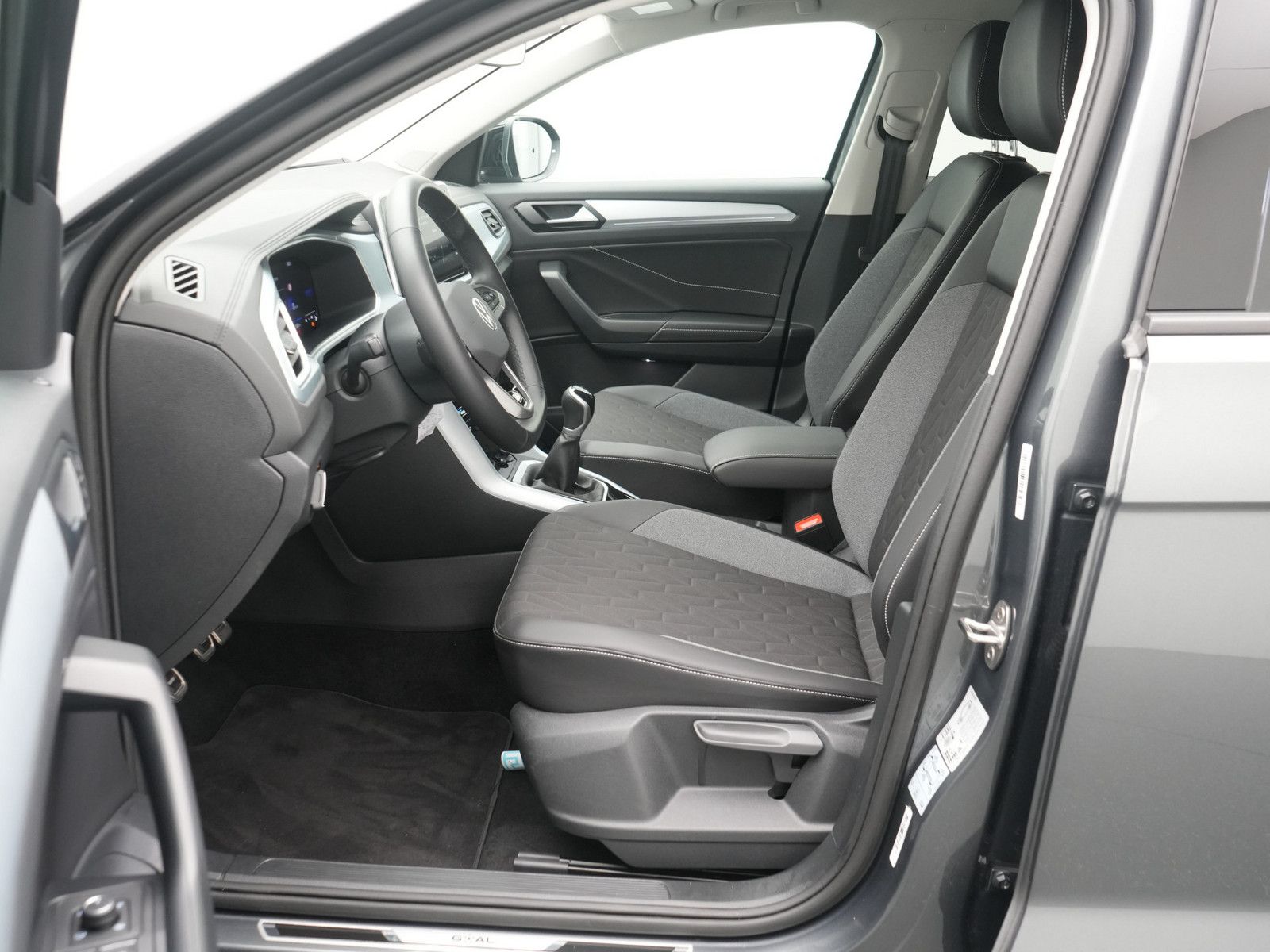 Volkswagen T-Roc - Bild 13