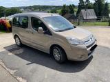 Citroën Berlingo mit Rollstuhlrampe (Rolls... - gebrauchte Citroën Berlingo aus dem Jahr 2011