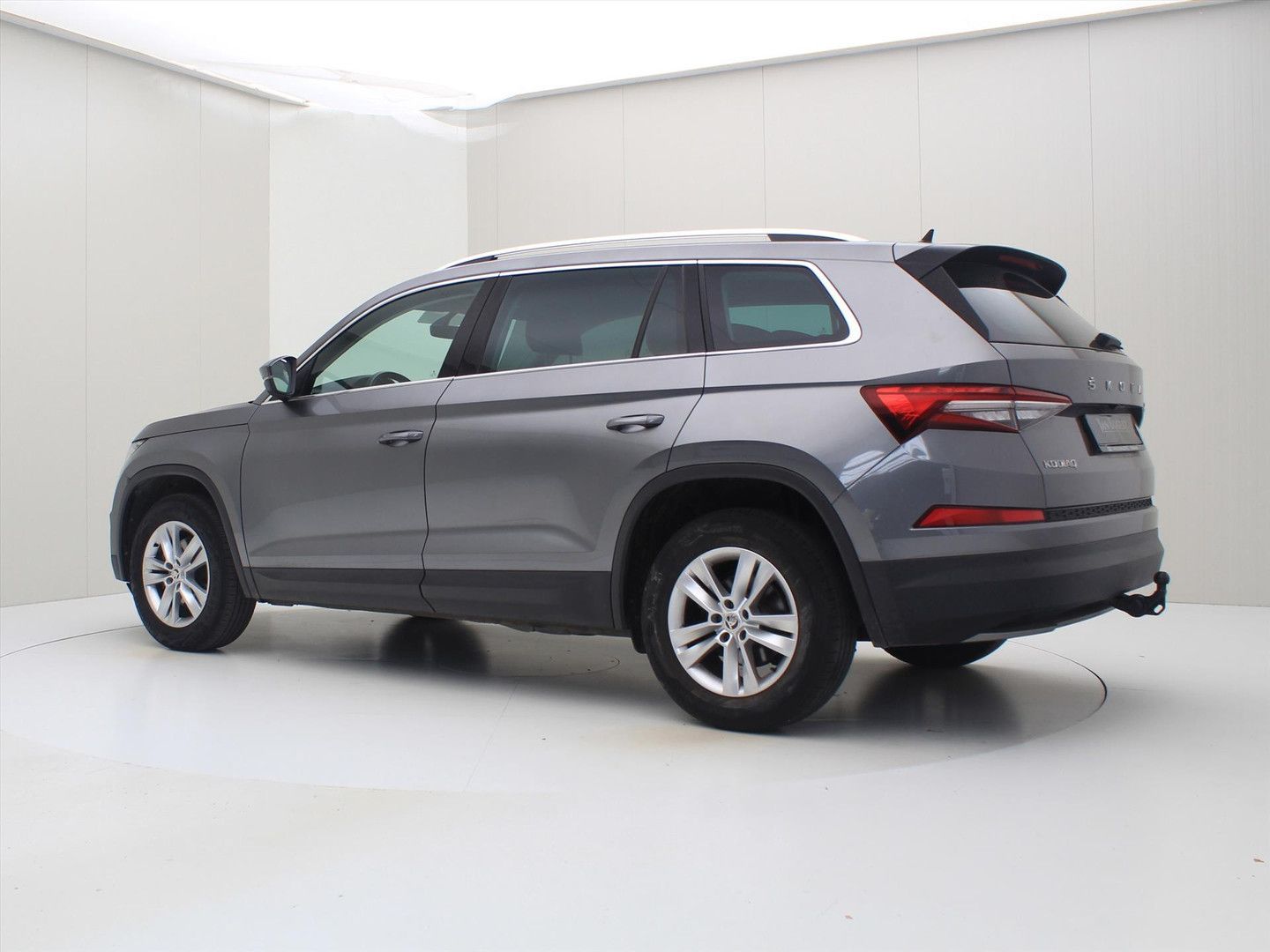 Skoda Kodiaq 1.5 TSI 150PK DSG7 Clever 7 sitze [ TREKH imagem 3