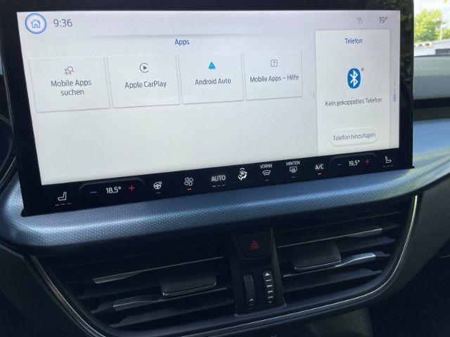 Fahrzeugabbildung Ford Focus 1.5 EcoBlue Active X Autom. AHK, Sitzheizu