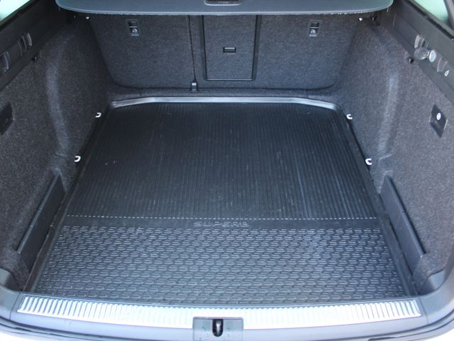 Superb Combi 2,0 TDI  Sportline 4x4 AHK*el.Heck.