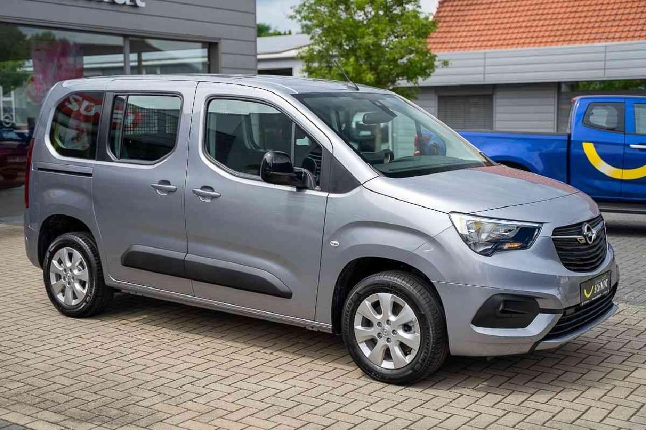 Fahrzeugabbildung Opel Combo Life E Selection N1