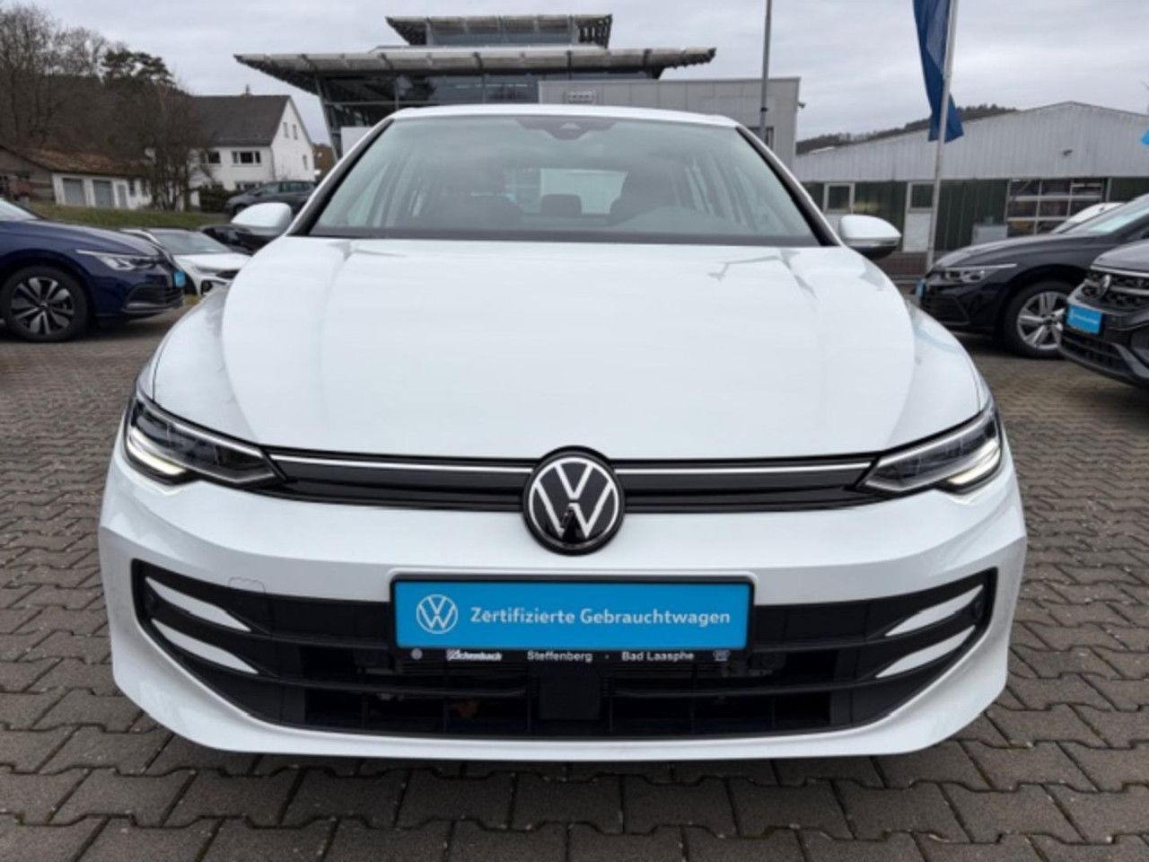 Volkswagen Golf VIII Life 1.5 TSI LED App-Connect ACC foto 3