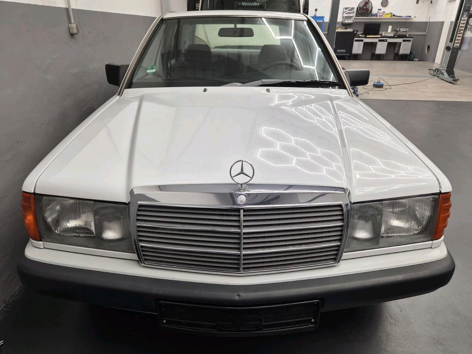 Mercedes-Benz 190