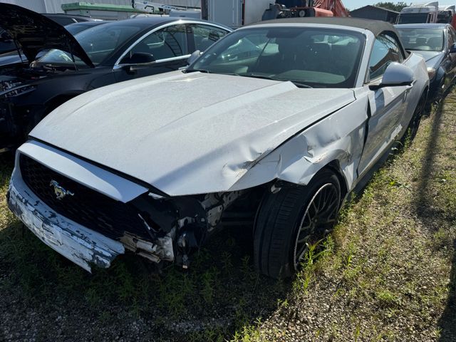 Ford Mustang Convertible