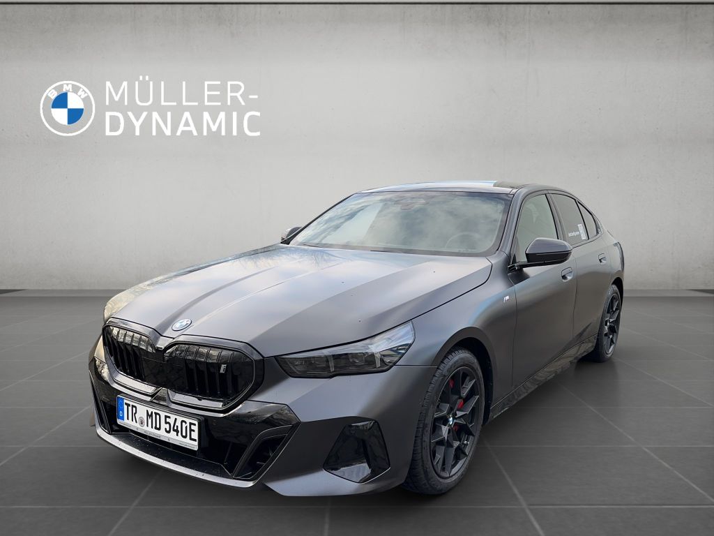 BMW i5