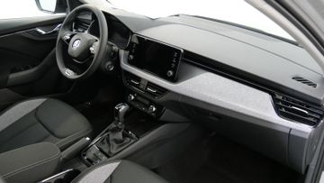 Skoda Scala Drive 1,0 TSI DSG PDC KAM BLACK PACKAGE