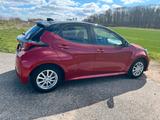Toyota Yaris 1.5-l-VVT-i Hybrid 116 CVT Comfort  - Toyota Yaris mit Benzin-Antrieb: Limousine, mit Klimaanlage, Vvt I