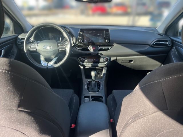 Fahrzeugabbildung Hyundai i30 1.0 T-GDI +CARPLAY+KLIMA+SHZ+RFK+PDC+TEMPOMA