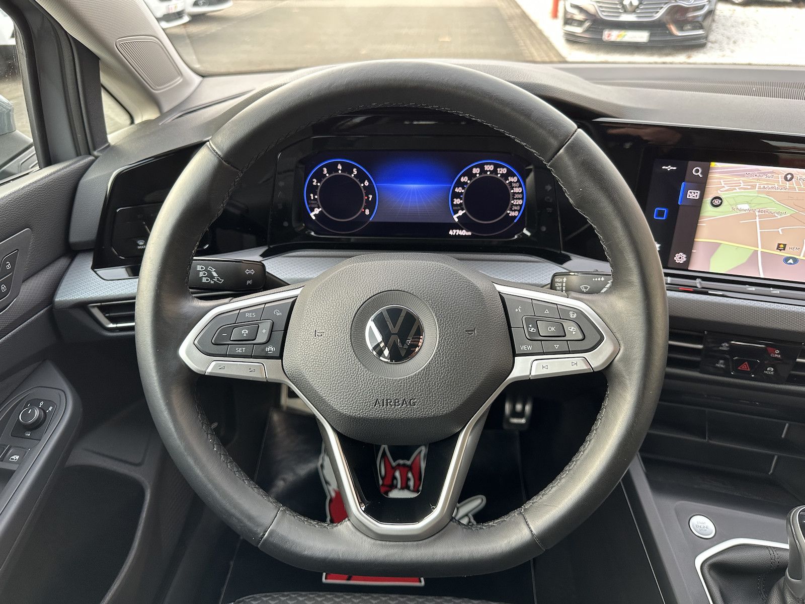 Fahrzeugabbildung Volkswagen Golf VIII 1.5 TSI /LED/Navi/DAB/ACC/Ahk/