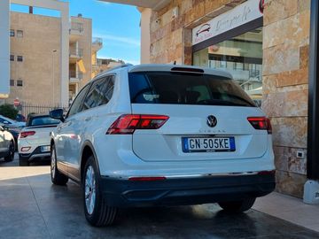 Volkswagen Tiguan - 3