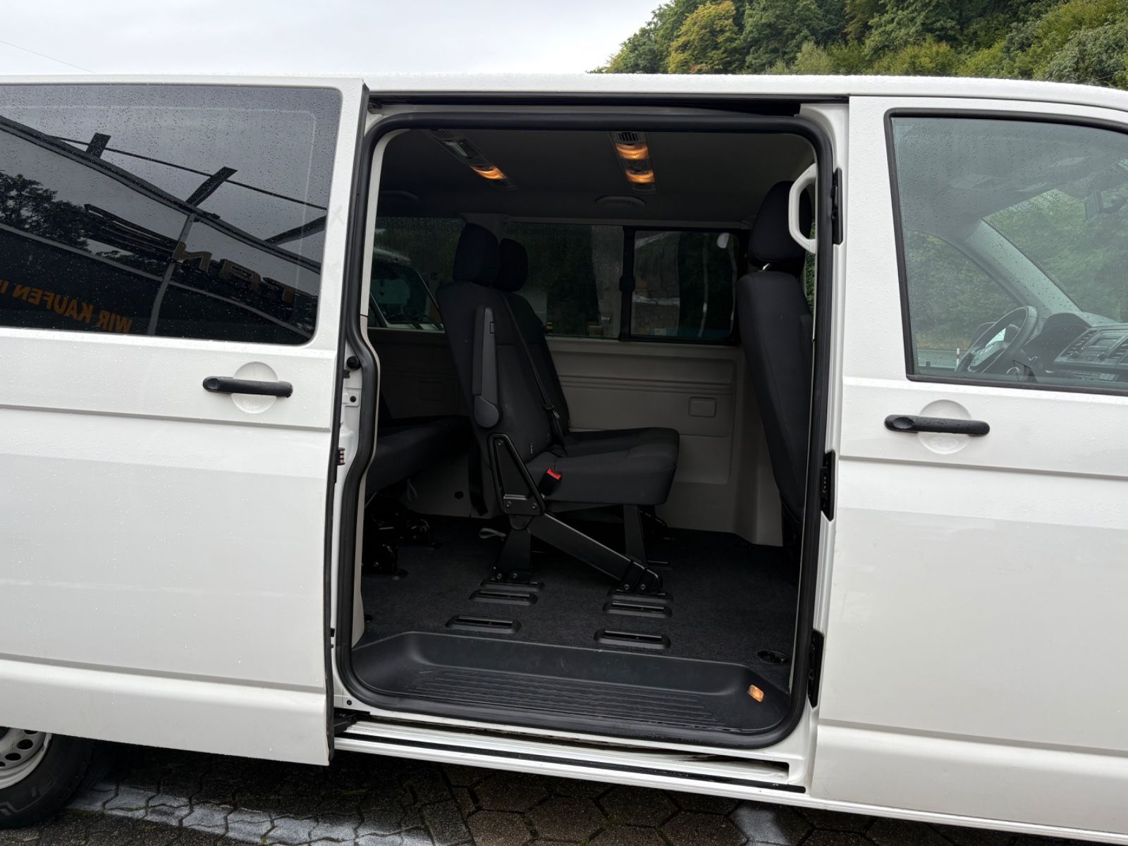 Fahrzeugabbildung Volkswagen T6 Caravelle Lang *Rückfahrkamera*
