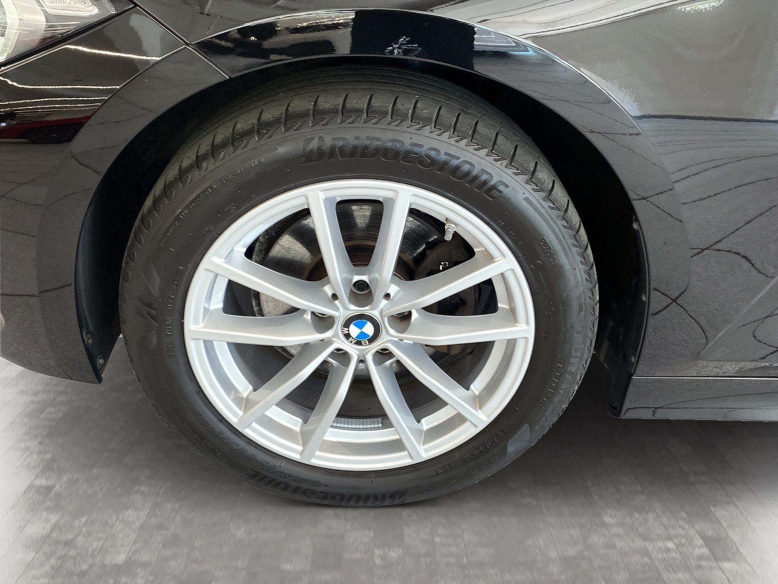BMW 320i Touring Navi AHK PDC Sportsitze foto 9