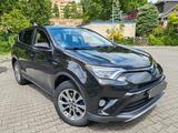 Toyota RAV 4 2,5-l-Hybrid Team Deutschland Auto 4x2... - Toyota RAV 4 Gebrauchtwagen in Berlin