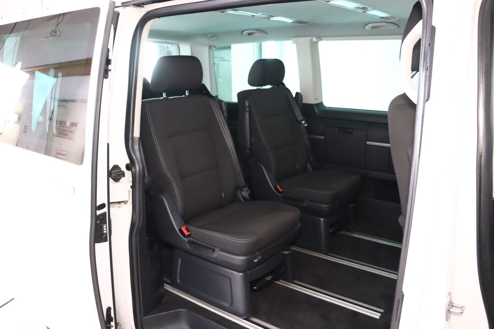 Fahrzeugabbildung Volkswagen T6 Multivan * Standhzg. * LED * AHK