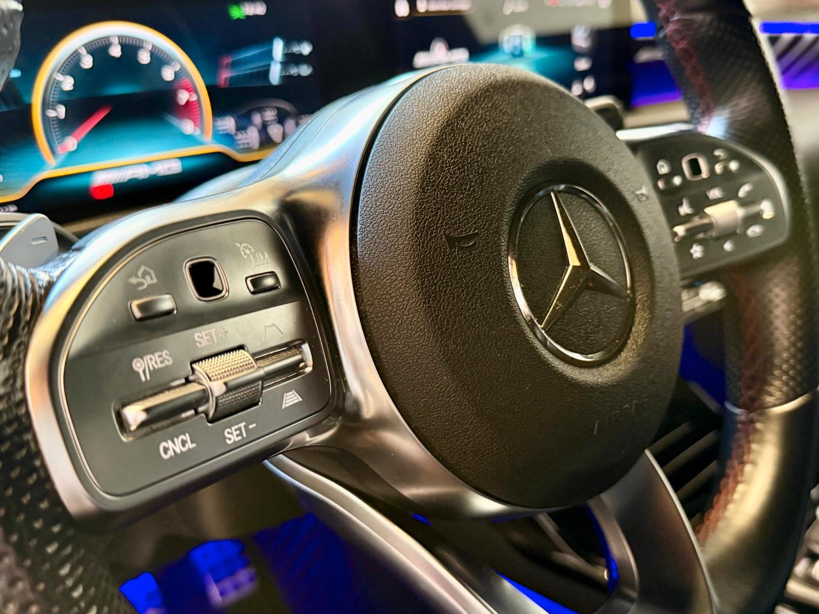 Mercedes-Benz CLA 35 AMG 4M *Performance Sitze*Distronic*AHK*