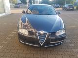 Alfa Romeo GT 2.0 16V JTS Distinctive KLIMAAUTOMATIK ALU - schwarze Alfa Romeo GT