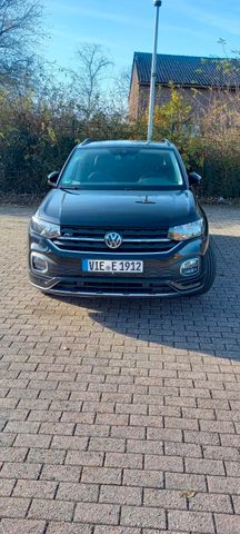 Volkswagen T-Cross 1.0 R-Line Tüv und HU neu.