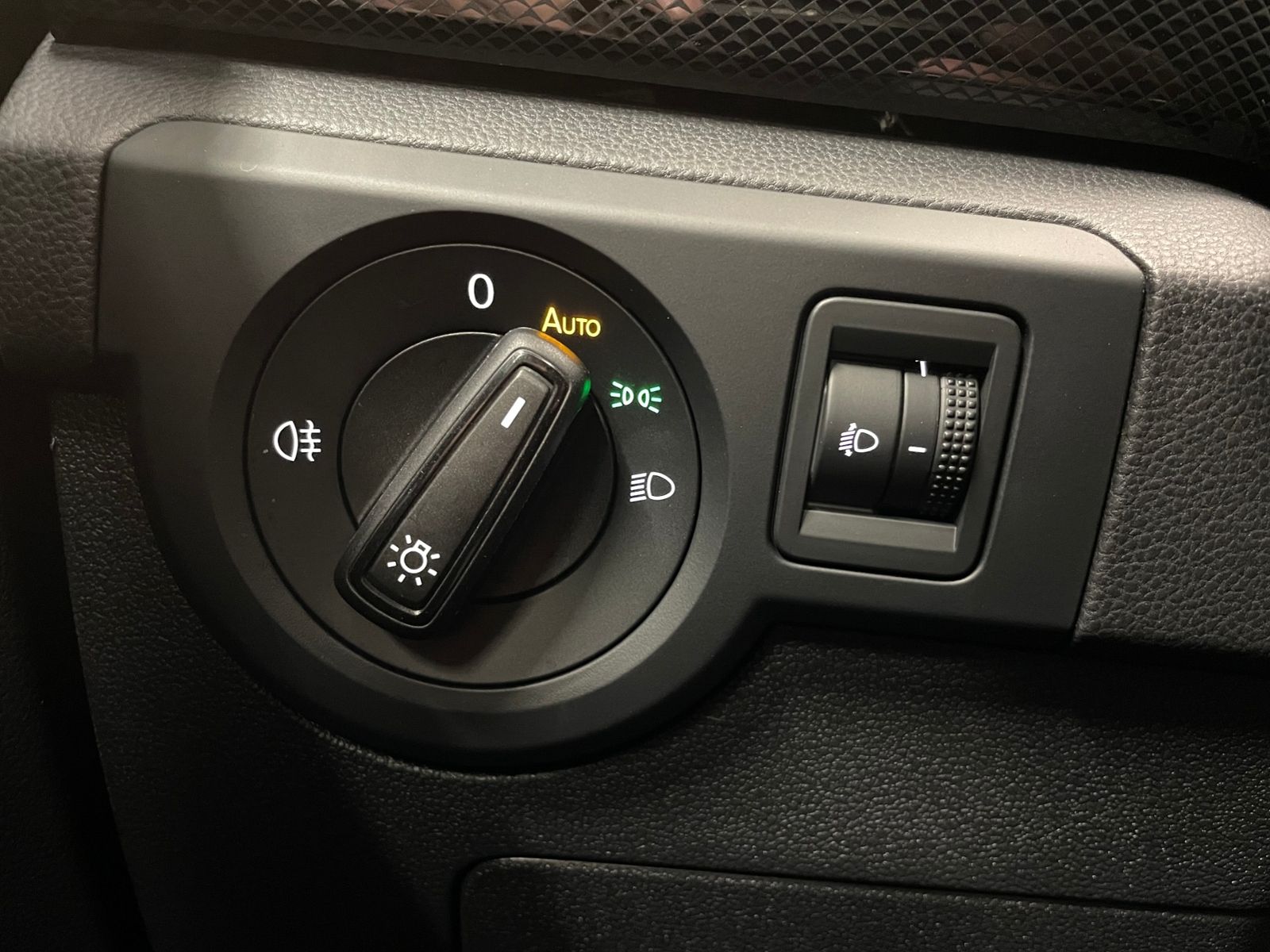 T-Cross Life 1.0 TSI DSG LED ACC TRAVEL NAVI SHZ