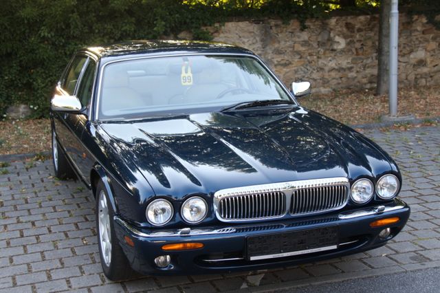 Jaguar Daimler Super V8 Langversion  3 Jahre Garantie