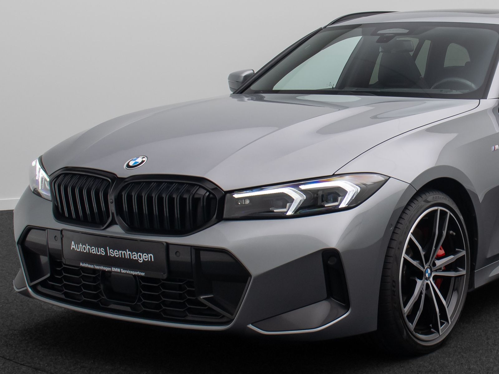 Fahrzeugabbildung BMW 330d xD M Sport DAB 360&deg; Panorama H/K HUD 19Zoll