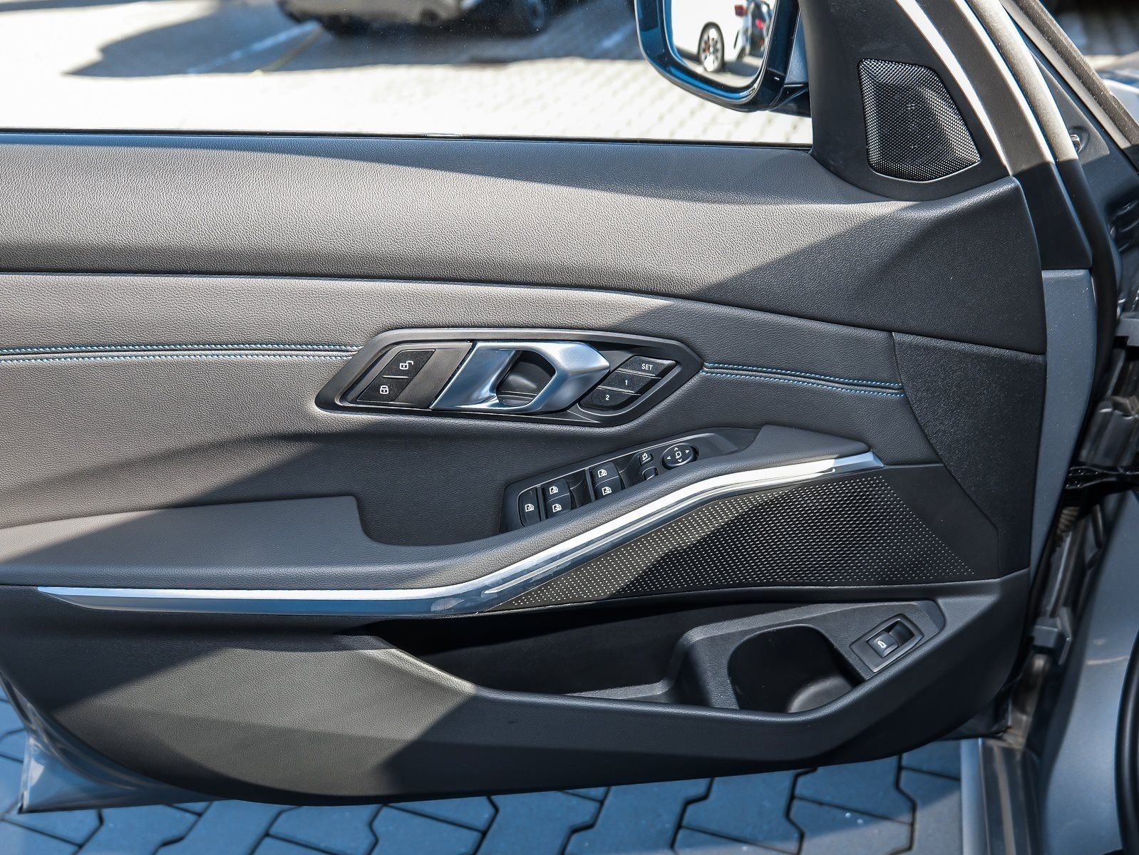 BMW 330 - Bild 18