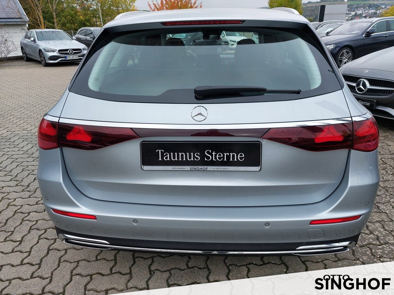 Fahrzeugabbildung Mercedes-Benz E 220 d T Avantgarde +AHK+Rü Kam+Distronic+LED+