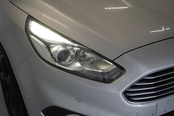 Ford S-Max - 9